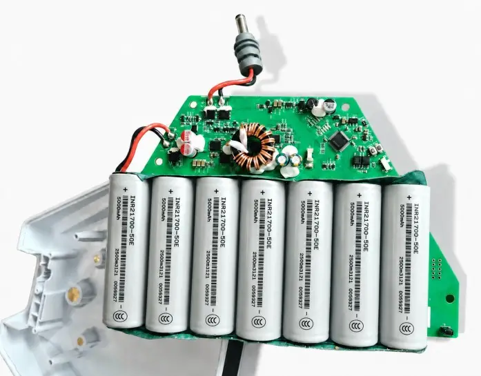 Durable triangular portable power supply for outdoor and emergency use